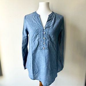 Old Navy Chambray Long Sleeve V-Neck Top Size Small Petite